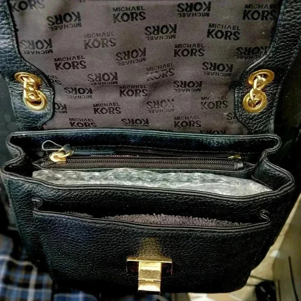 Michael Kors Sloan Bag Black Leather 🏆Gold Chain NWT - Picture 8 of 8